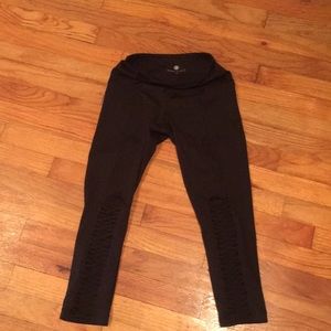 Yoga licious black leggings